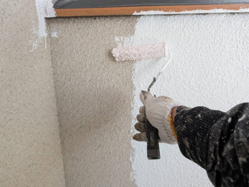 福岡県大野城市月の浦のS様邸で外壁の汚れと屋根の色あせを改善する外壁塗装と屋根塗装工事を行いました。2026年1月23日完成です。【HPより】