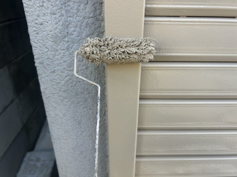 福岡県太宰府市青山のF様邸でシャッター塗装を行いサビ落としから下塗り上塗りまで丁寧に仕上げました!