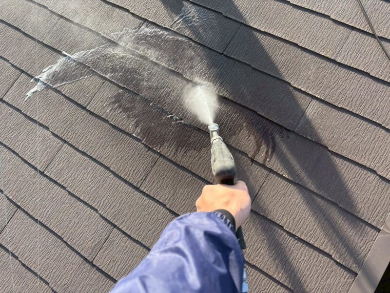 福岡県福岡市東区三苫のT様邸で外壁のひび割れと目地劣化、屋根の色あせを改善する外壁塗装と屋根塗装工事を行いました。2026年1月29日完成です。【HPより】