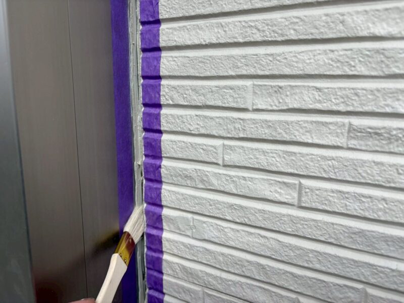 福岡県福岡市東区三苫のT様邸で外壁のひび割れと目地劣化、屋根の色あせを改善する外壁塗装と屋根塗装工事を行いました。2026年1月29日完成です。【HPより】