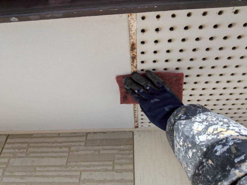 福岡県古賀市花見東のY様邸で外壁のひび割れや屋根の色あせを整え、建物全体をきれいに仕上げる塗装工事を行いました。2026年2月9日着工です。【HPより】