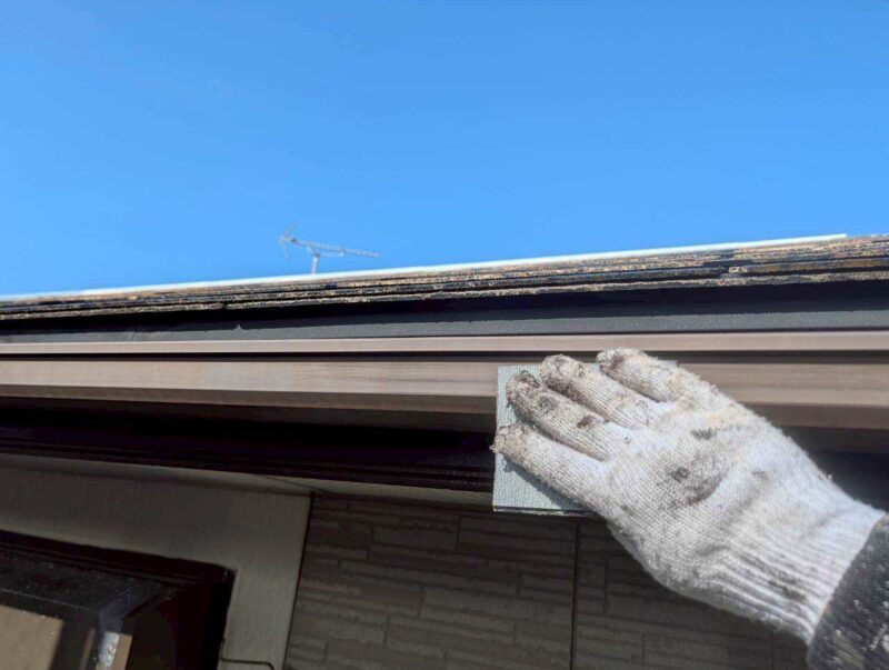 福岡県古賀市花見東のY様邸で外壁のひび割れや屋根の色あせを整え、建物全体をきれいに仕上げる塗装工事を行いました。2026年2月9日着工です。【HPより】