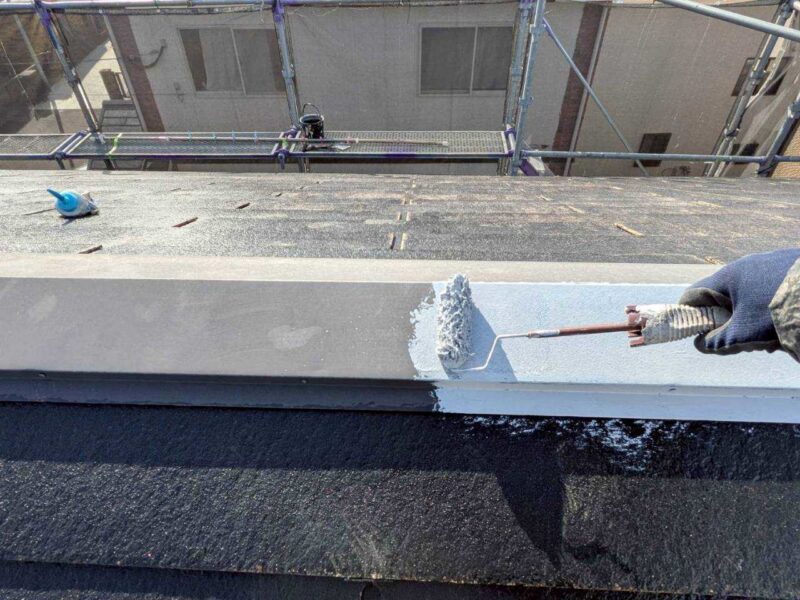 福岡県古賀市花見東のY様邸で外壁のひび割れや屋根の色あせを整え、建物全体をきれいに仕上げる塗装工事を行いました。2026年2月9日着工です。【HPより】