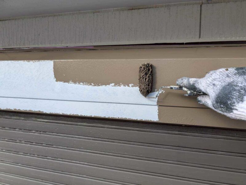 福岡県古賀市花見東のY様邸で外壁のひび割れや屋根の色あせを整え、建物全体をきれいに仕上げる塗装工事を行いました。2026年2月9日着工です。【HPより】