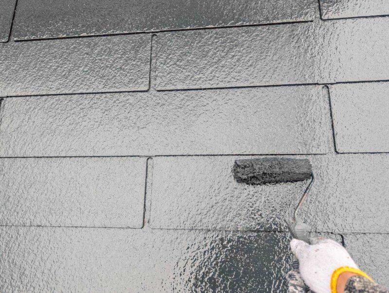 福岡県古賀市花見東のY様邸で外壁のひび割れや屋根の色あせを整え、建物全体をきれいに仕上げる塗装工事を行いました。2026年2月9日着工です。【HPより】