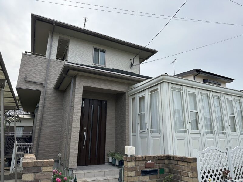 外壁は人気色から選べば失敗しない？後悔しない色の選び方