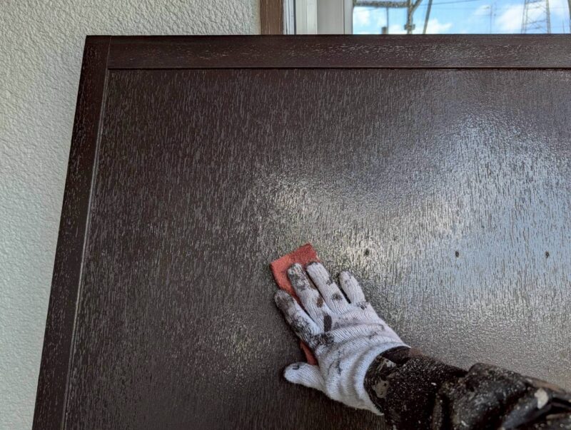 福岡県福岡市早良区梅林のK様邸で外壁のひび割れや塗膜劣化をきれいに仕上げる塗装工事を行っています。2026年2月14日着工です。【HPより】