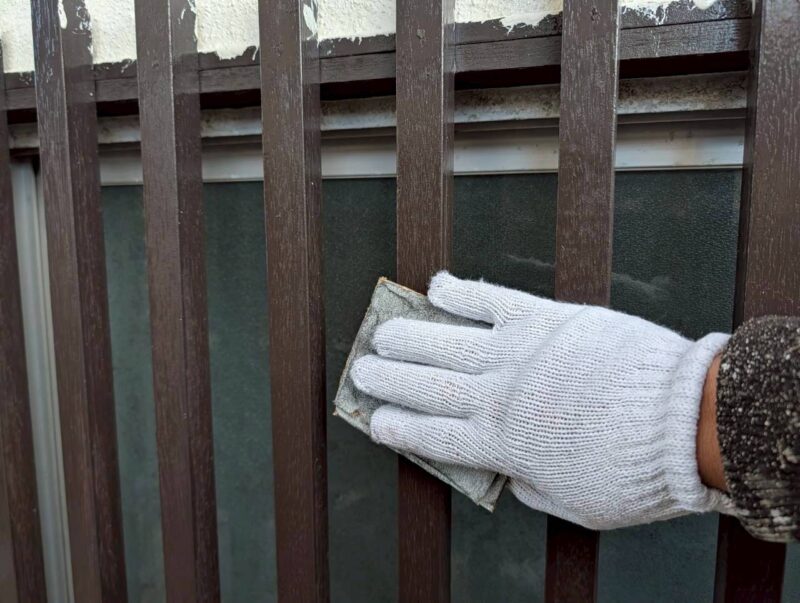 福岡県福岡市早良区梅林のK様邸で外壁のひび割れや塗膜劣化をきれいに仕上げる塗装工事を行っています。2026年2月14日着工です。【HPより】