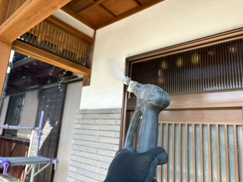 福岡県福岡市東区和白東のK様邸で色落ちした木部と防水性が低下した外壁を整え和の風合いを生かす塗装工事を行いました。2026年4月18日完成です。【HPより】