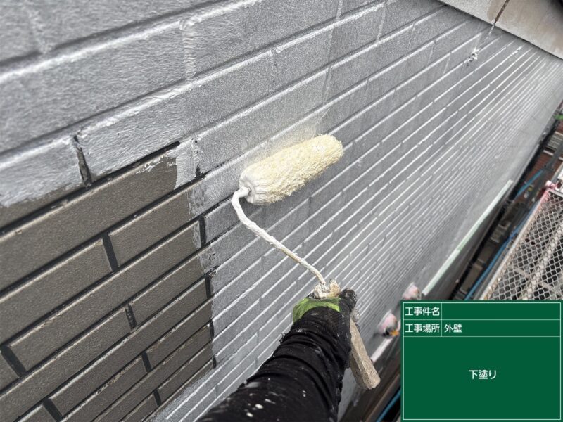福岡県福岡市西区姪の浜のWアパート様で外壁の色あせと屋根の塗膜劣化を改善する塗装工事を行っています。2026年6月4日着工です。【HPより】