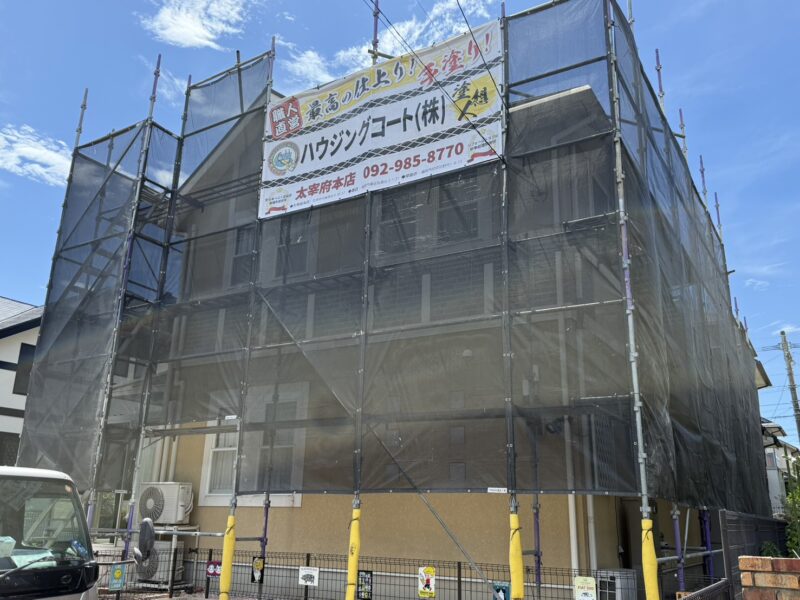 福岡県小郡市美鈴の杜のN様邸で築年数を目安に住まいを保護する外壁屋根塗装工事を行っています。2026年8月7日着工です。【HPより】