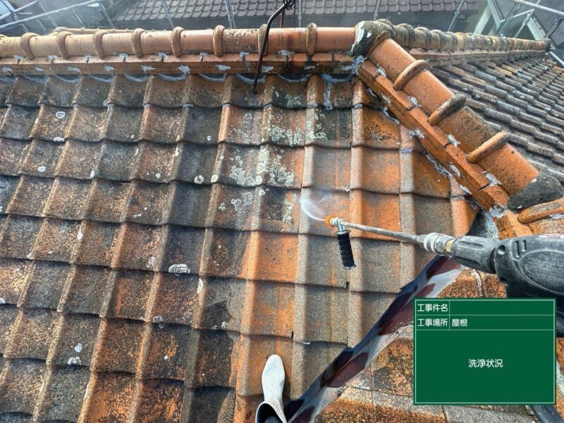 福岡県福岡市城南区田島のコーポI様で外壁の汚れと屋根の塗膜の傷みを整える塗装工事を行っています。2026年9月14日着工です。【HPより】