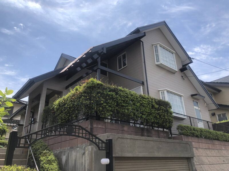 外壁塗装に助成金は使える?補助金の対象条件と申請前の注意点