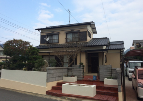 福岡県糟屋郡宇美町とびたけ・A様邸　外壁塗装工事　12月26日完成です。