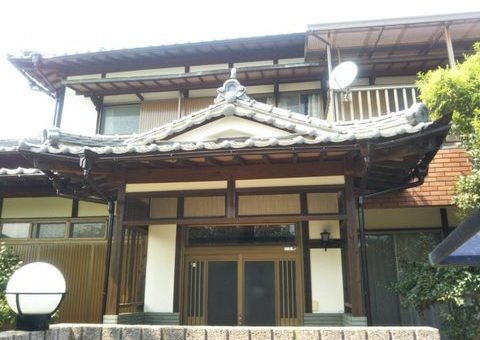 福岡県古賀市千鳥町・F様邸　外壁塗装工事　8/11完成です。