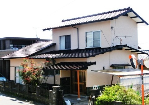 福岡県太宰府市青山・H様邸　外壁塗装・屋根塗装工事　4/2完成です。