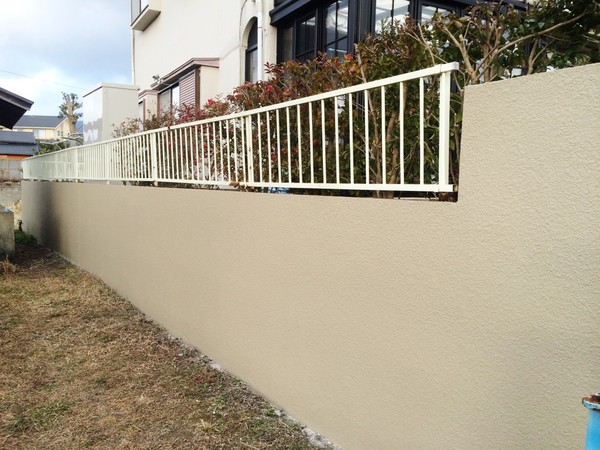 1/8完成です。太宰府市高雄・O様邸　塀塗装工事