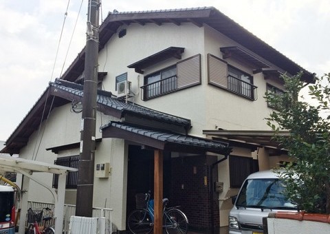 福岡県小郡市三沢・I様邸　外壁塗装工事　2/4完成です。【ホームページより】