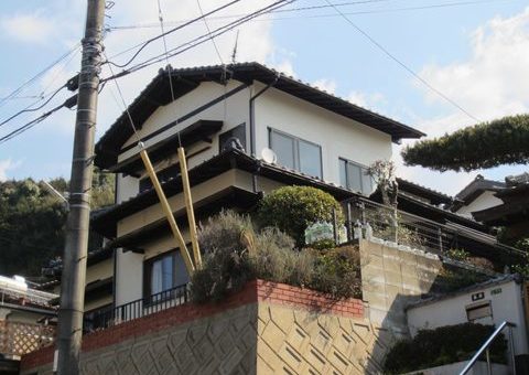 2/22完成です。太宰府市御笠・T様邸　外壁塗装・屋根塗装工事