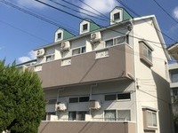 10/21完成です。福岡市東区・H様学生寮　外壁塗装・屋根塗装工事