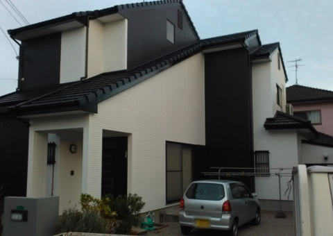 福岡県筑紫野市杉塚・I様邸　外壁塗装・屋根塗装工事　12月9日完成です。
