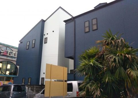 1/18完成です。井尻駅前ステーション井尻様　外壁塗装・屋根塗装工事