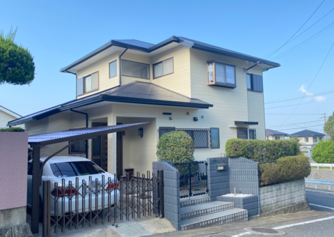 福岡県太宰府市水城のS様邸をピュアピュアシリコンとスーパー遮熱サーモSIにて外壁・屋根塗装工事を行いました。11/3完成です。【ホームページより】