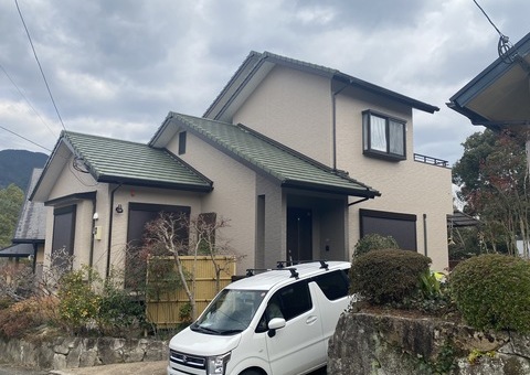 福岡県朝倉市美奈宜の杜のN様邸でピュアピュアシリコンを使用した外壁塗装を行いました。12/28完成です。【OB様より】