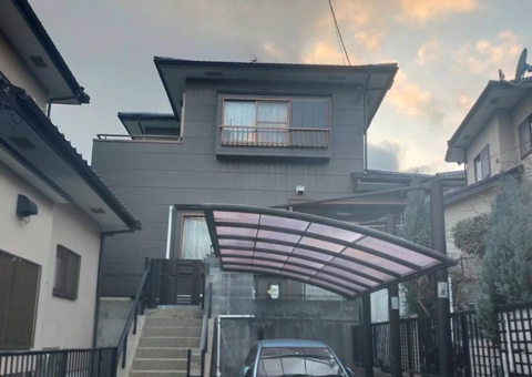 福岡県筑紫野市針摺東のN様邸でスーパーラジカルシリコンGHを使い外壁・屋根の塗装工事を行いました。2/17完成です。【ホームページより】