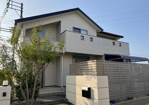 福岡県古賀市美明・T様邸　外壁塗装・屋根塗装工事　3/24完成です。