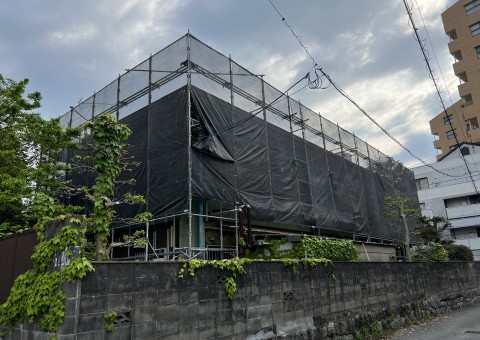 福岡県筑紫野市二日市中央・T様邸　外壁塗装・屋上防水工事　5/5着工です。