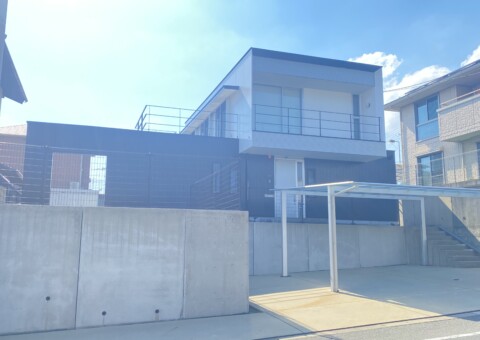 屋根塗装と外壁塗装を同時に行うべき理由とは？お客様の事例とご提案