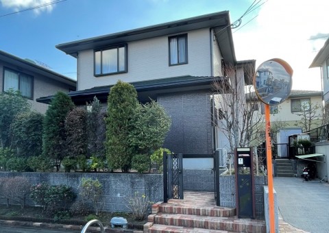 福岡県小郡市希みが丘・F様邸　外壁塗装・屋根塗装工事　12/29完成です。【ホームページより】