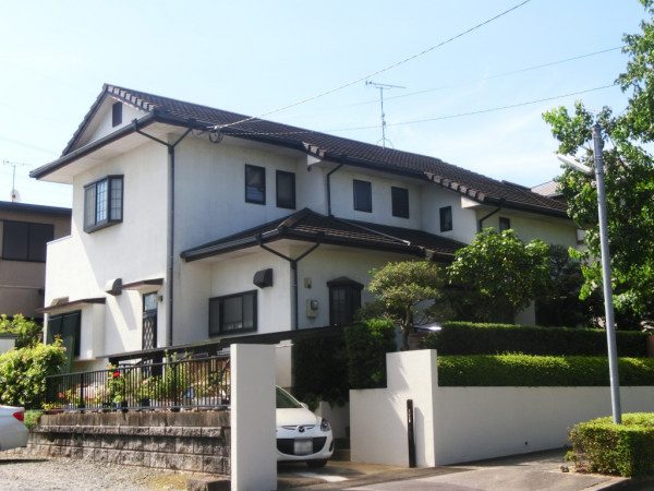 外壁塗装を怠るリスクとは？住まいを長持ちさせるためのメンテナンスの重要性サムネイル