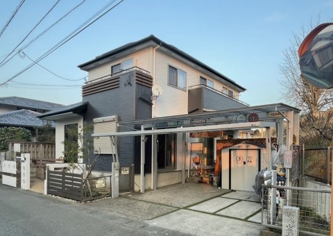 福岡県太宰府市石坂のA様邸でエシカルプロクールFにて外壁と屋根の塗り替えを行いました。12/29完成です。【ホームページより】
