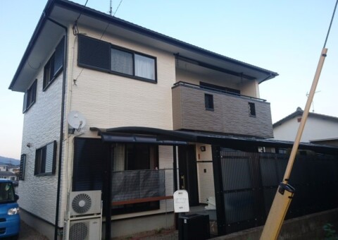 【外壁の剥がれが気になる方へ】春先の塗装工事、梅雨前がベストタイミング！