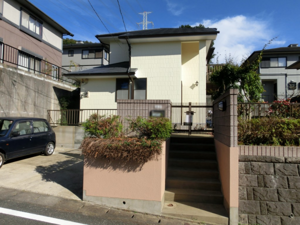 【外壁塗装】フッ素塗料って本当に良いの？選び方のポイントを解説！サムネイル
