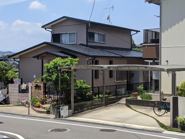 梅雨時期の塗装工事、大丈夫？雨の日の対応とメリットを解説！サムネイル