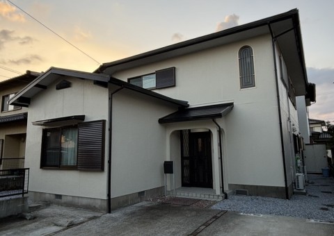 福岡県太宰府市青山のN様邸で外壁の美観と耐久性を守る塗装工事を行いました！12/12完成です。【HPより】