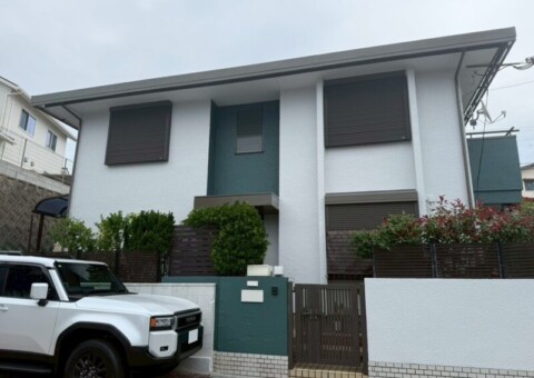 福岡県福岡市東区美和台のK様邸でチョーキングやひび割れが進行した外壁と色あせた屋根を美しく守る外壁塗装・屋根塗装工事を行いました。6/2完成です。【ご紹介より】
