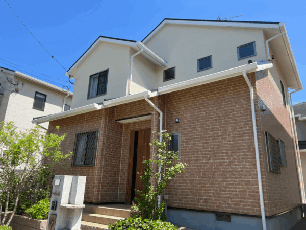 鉄板外壁のサビを放置すると危険？劣化のサインと長持ちさせるための塗装メンテナンスサムネイル