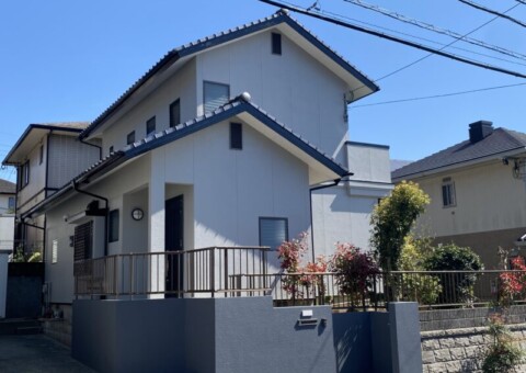 福岡県筑紫野市吉木のK様邸で外壁の色あせと汚れを改善する外壁塗装工事を行いました。2026年4月7日完成です。【チラシより】