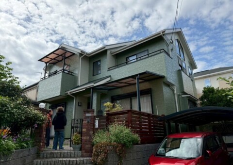 福岡県福岡市東区青葉のN様邸でコーキングのひび割れや屋根の防水性低下を改善する塗装メンテナンス工事を行いました。2026年4月26日完成です。【HPより】