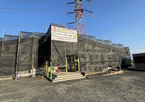 福岡県朝倉郡筑前町朝日の朝日西コミュニティセンターで建物の防水性能を維持する外壁屋根塗装工事を行っています。2026年8月3日着工です。【HPより】