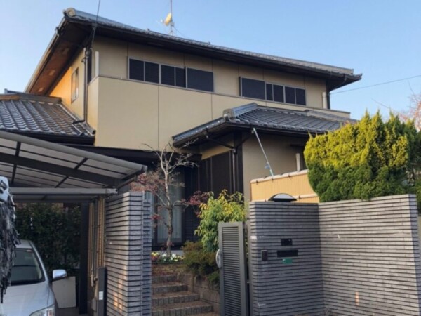 外壁リフォームは塗装と張り替えどちらがいい？費用相場と工事の選び方サムネイル